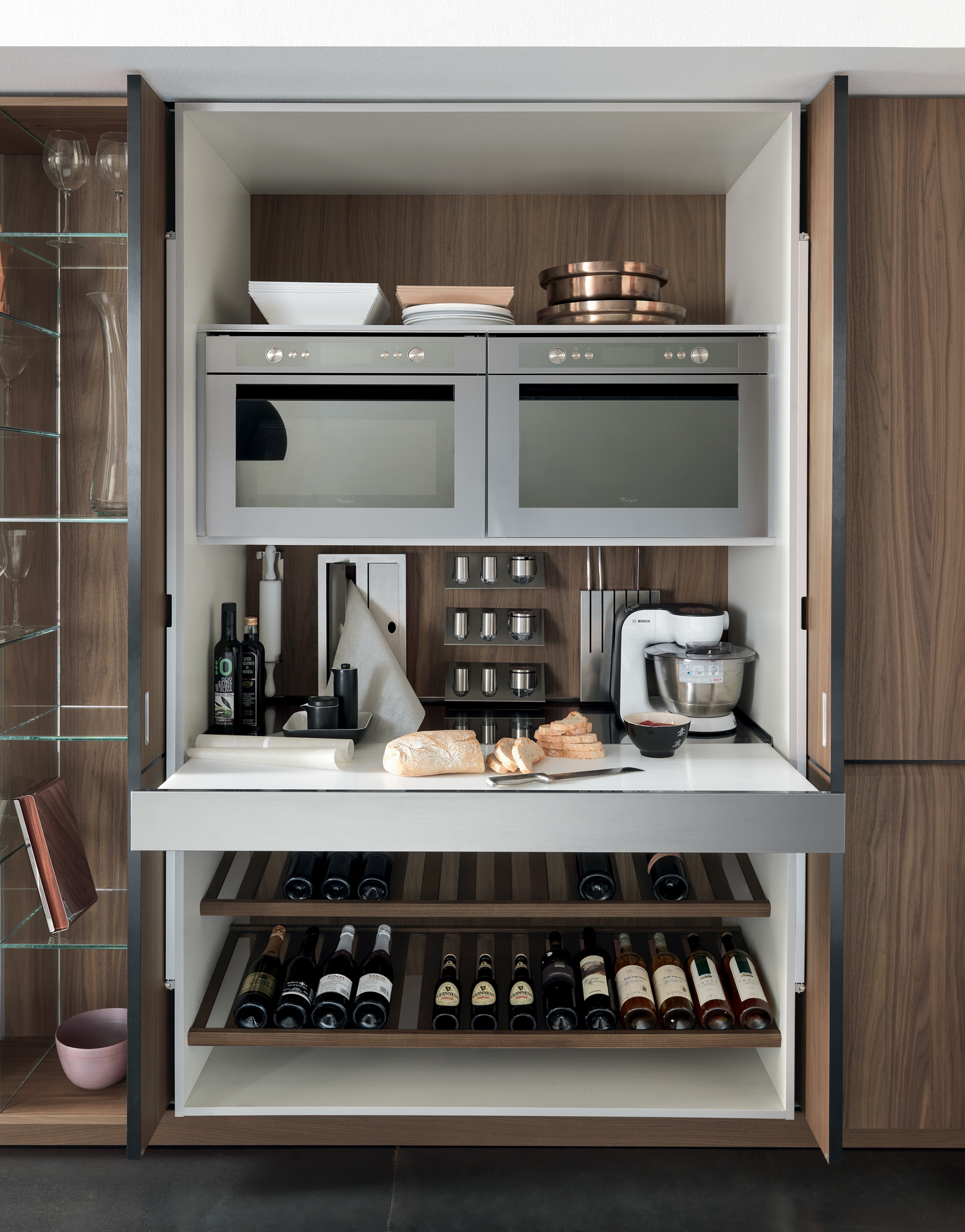 Luxury Italian furniture brands delivered direct to your door Luxury Italian furniture brands delivered direct to your door